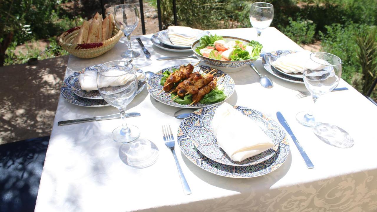 Gite Ait Lmaalam Chez Ahmed Skoura Bagian luar foto