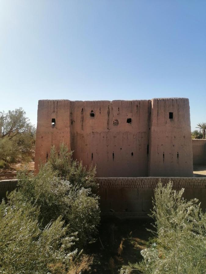 Gite Ait Lmaalam Chez Ahmed Skoura Ruang foto