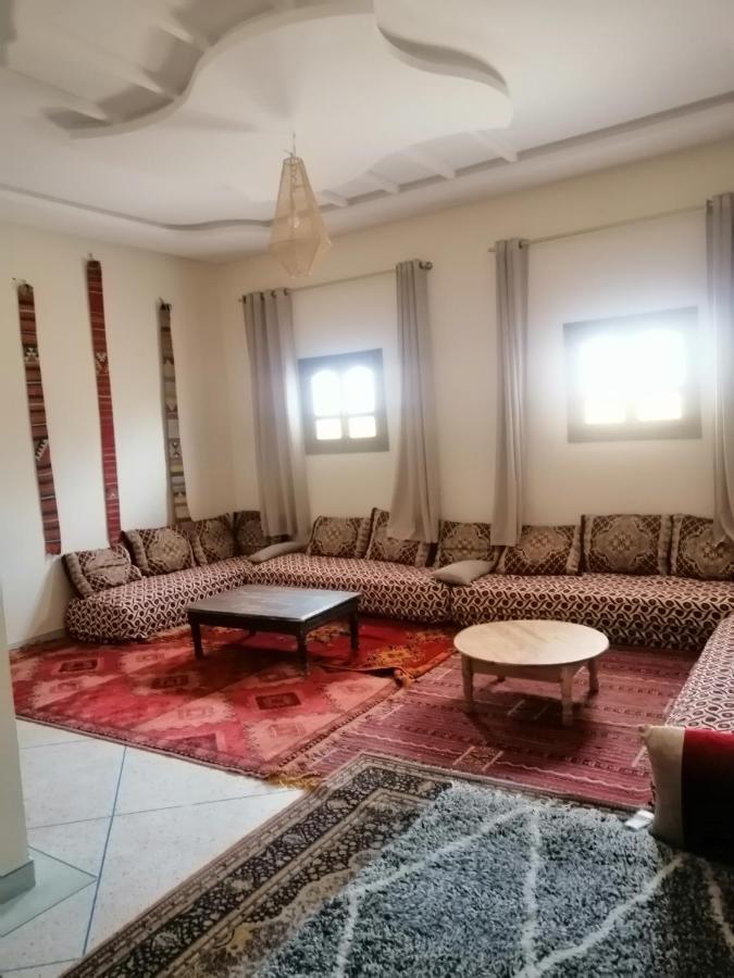Gite Ait Lmaalam Chez Ahmed Skoura Ruang foto