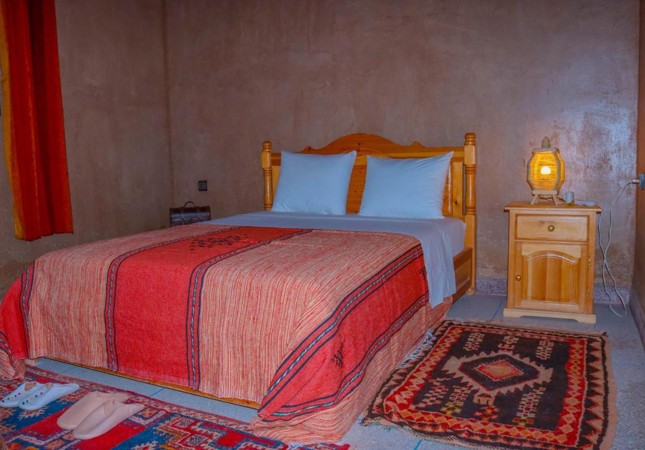 Gite Ait Lmaalam Chez Ahmed Skoura Bagian luar foto