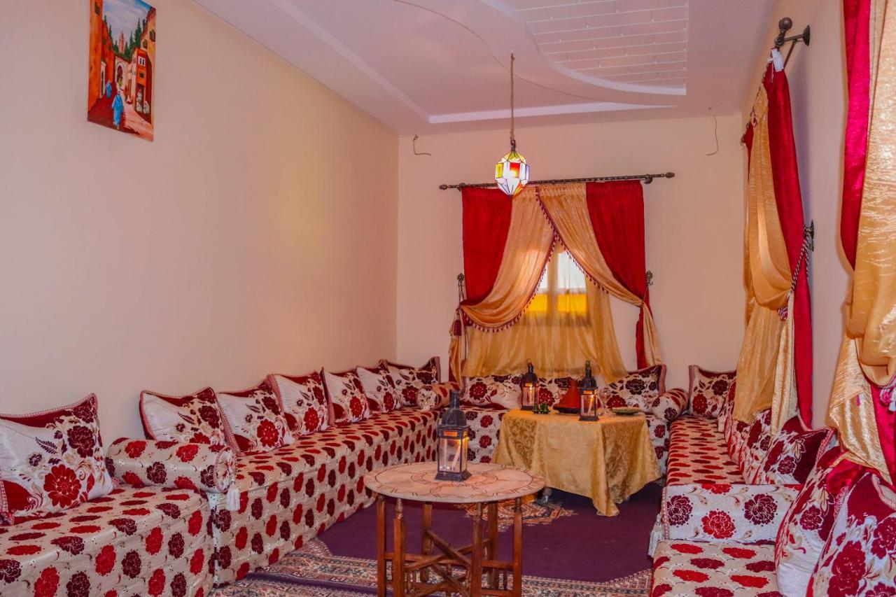 Gite Ait Lmaalam Chez Ahmed Skoura Bagian luar foto