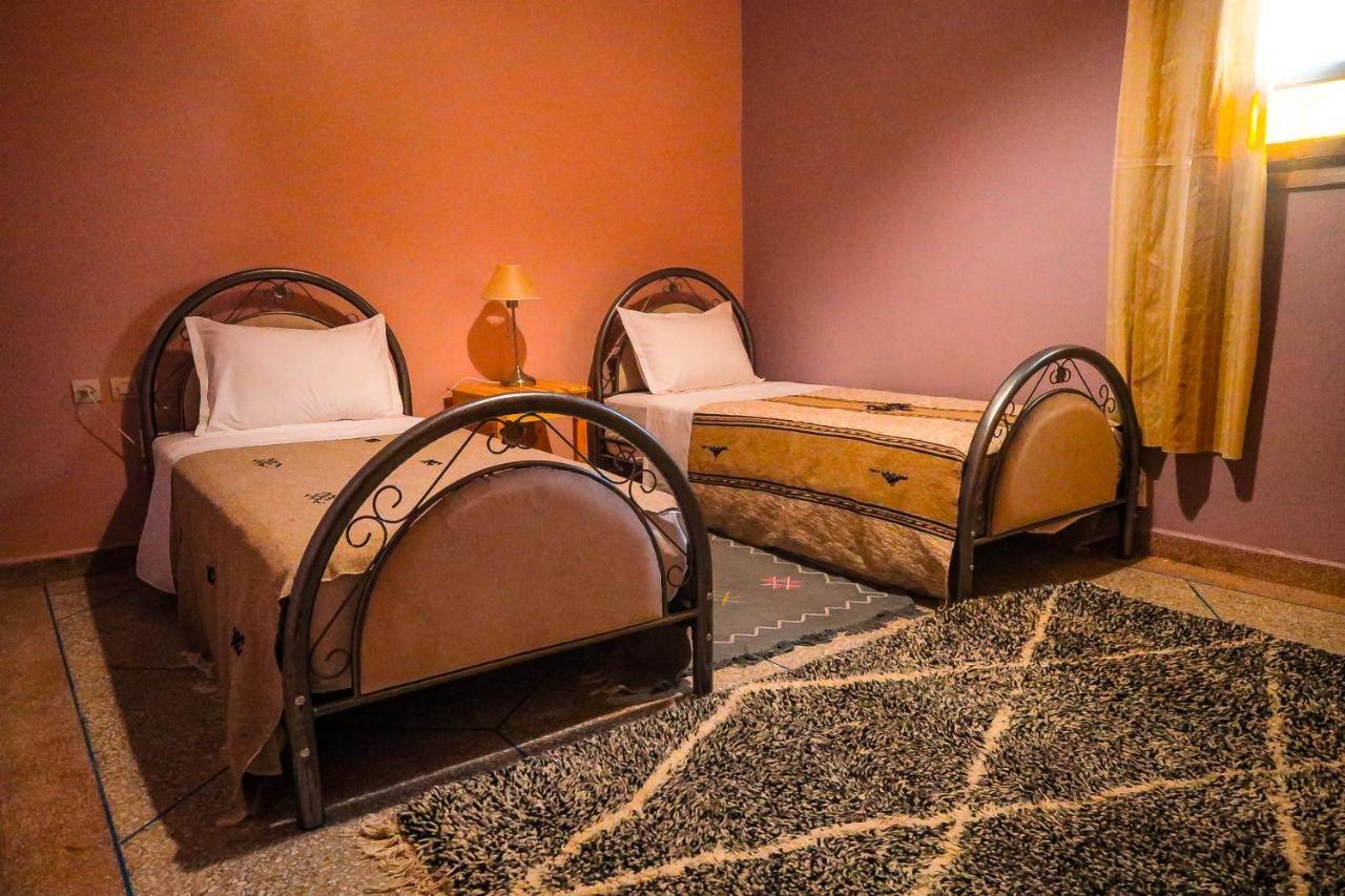 Gite Ait Lmaalam Chez Ahmed Skoura Bagian luar foto