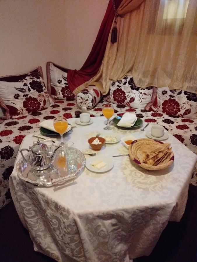 Gite Ait Lmaalam Chez Ahmed Skoura Bagian luar foto