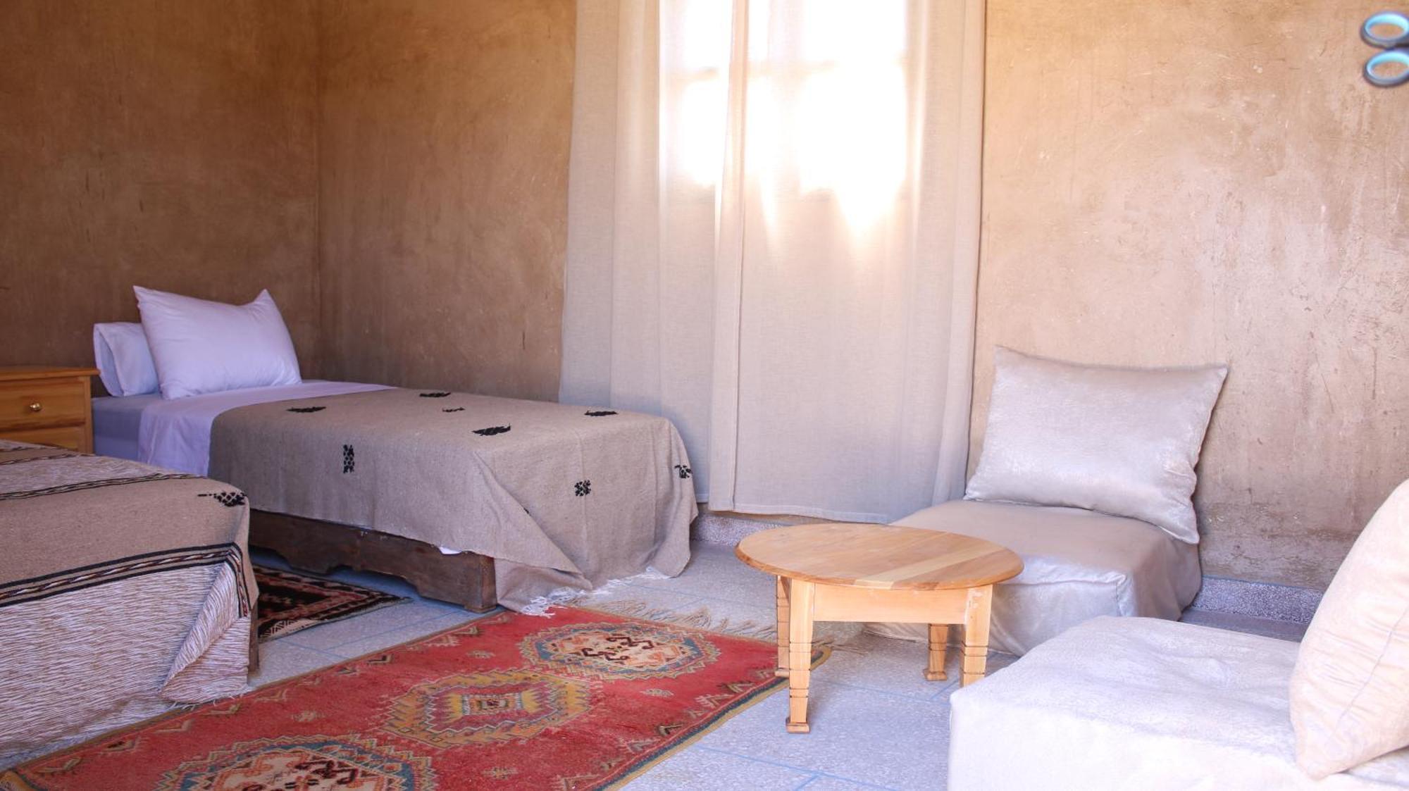 Gite Ait Lmaalam Chez Ahmed Skoura Ruang foto